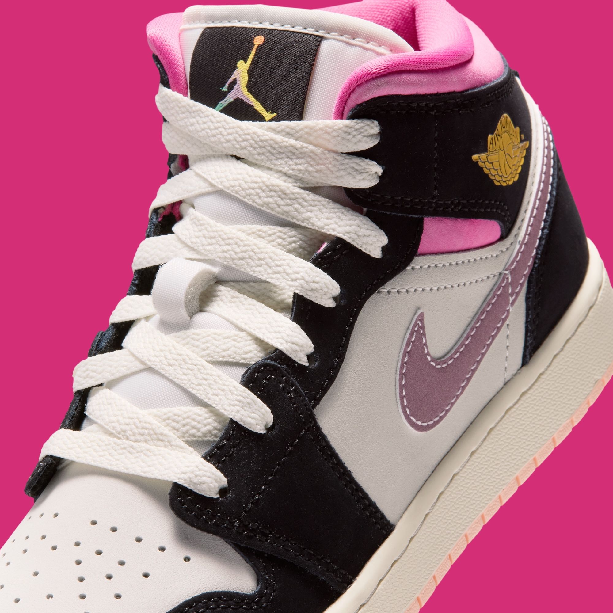 Black & Pink Accents Animate the Air Jordan 1 Mid Ahead of Summer