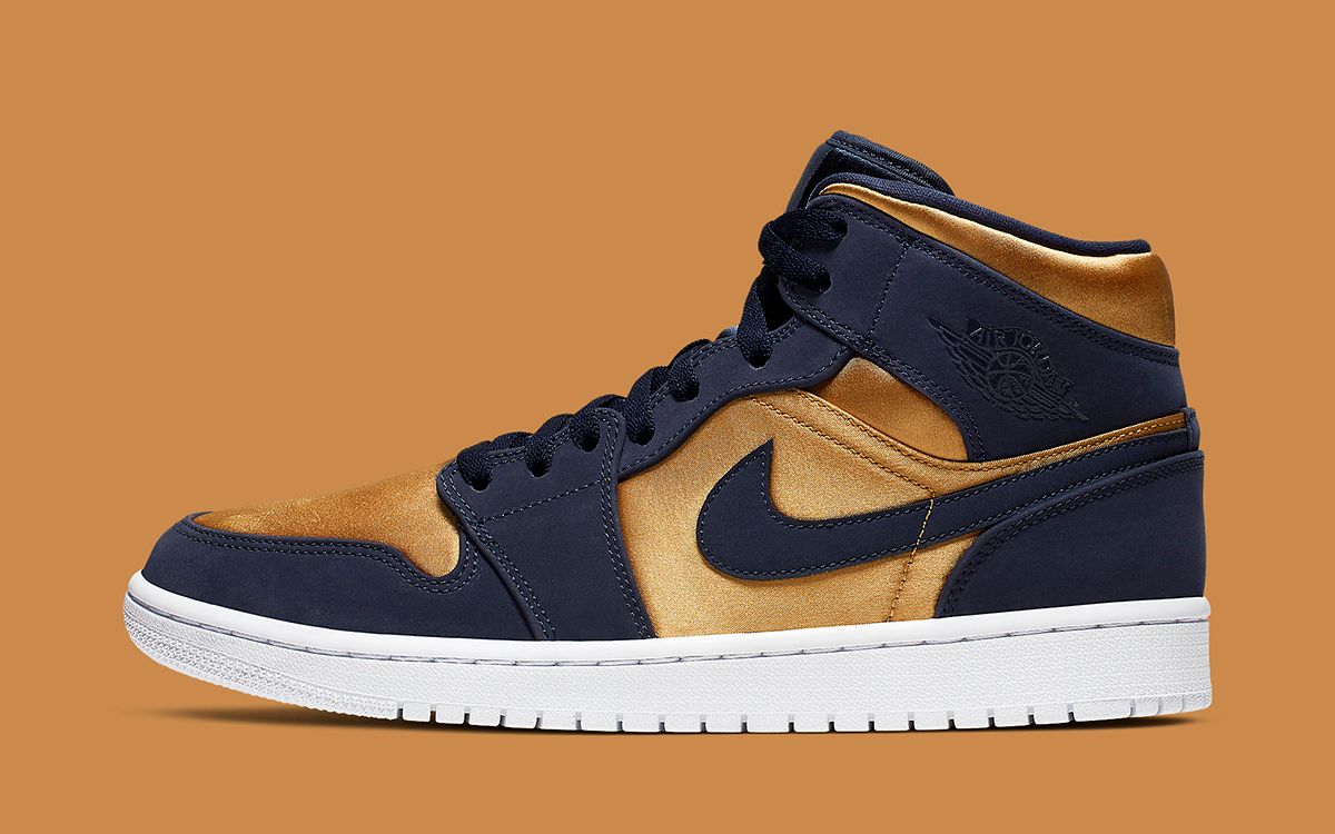 Air jordan sale 1 navy gold