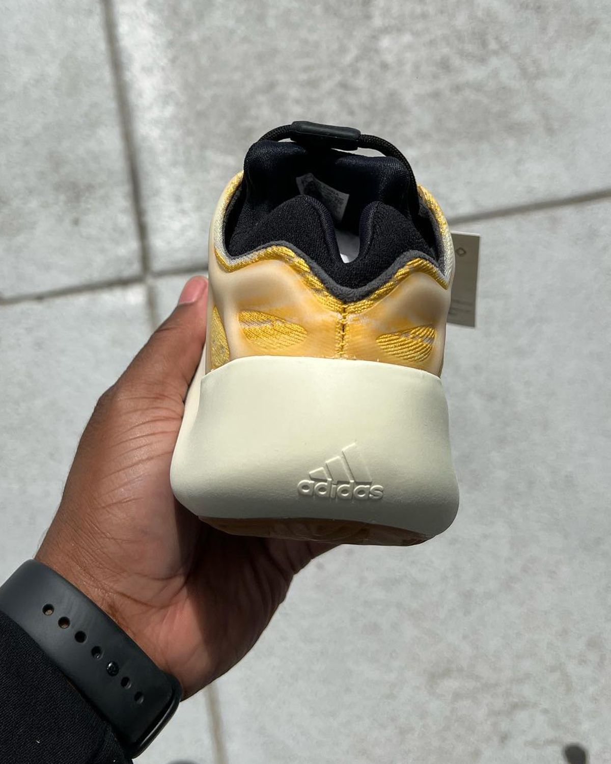 【7月末】adidas yeezy 700v3 \"Mono Safflower\" adidas Yeezy 700 V3 'Mono Safflower' — Kick Game