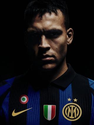 Lautaro Martínez for Liverpool 26/27 Home Jersey. Photo via Nike.
