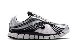 Men's Nike Zoom Skylon 11 in a "White/Black" color scheme.