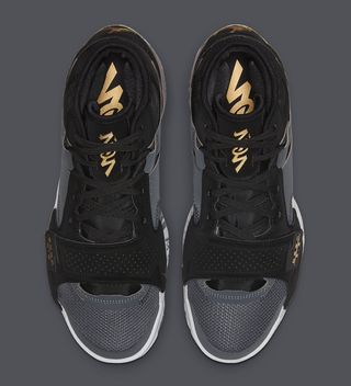Nike Air Jordan 1 Mid Reverse Bred 29.5cm