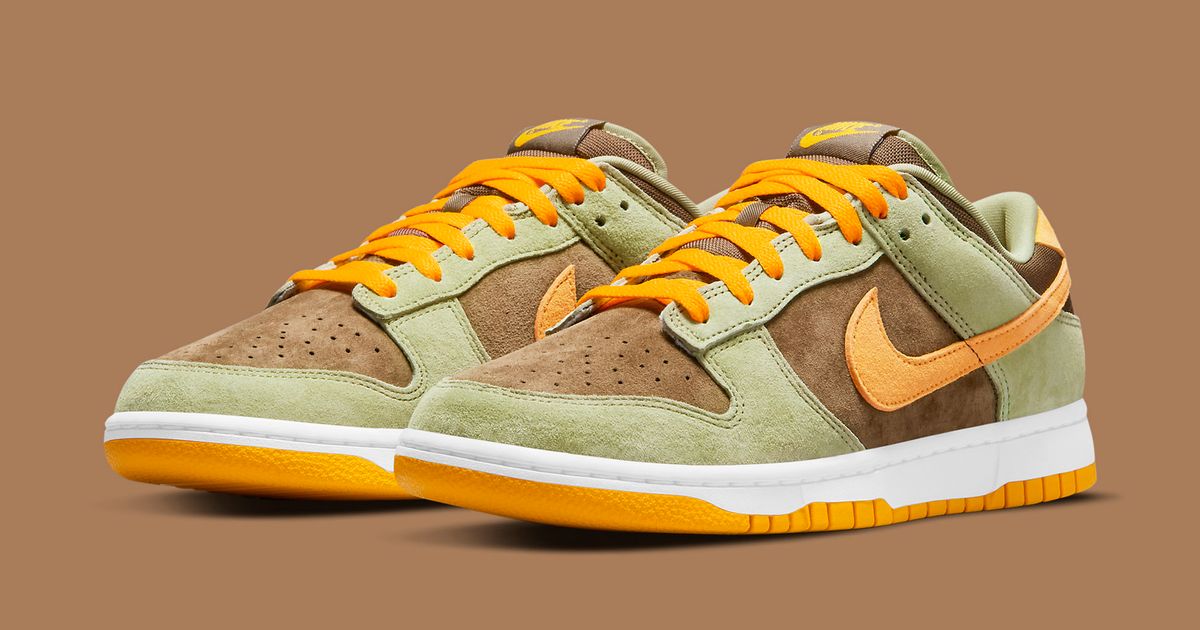 jordan heel sneakers