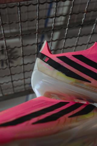 Custom "Road to Glory" adidas F50 HYPERFAST Laceless for Rafael Leão.