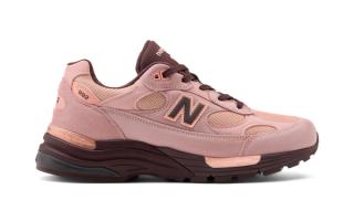 New Balance 992 “Pink Chalk”