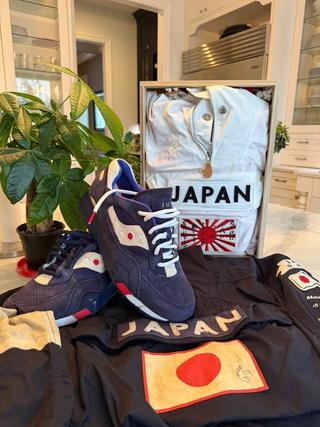 "Japanorak" Saucony Shadow 6000 Sample by Just Blaze & Packer Shoes. Photo via Just Blaze on Facebook.