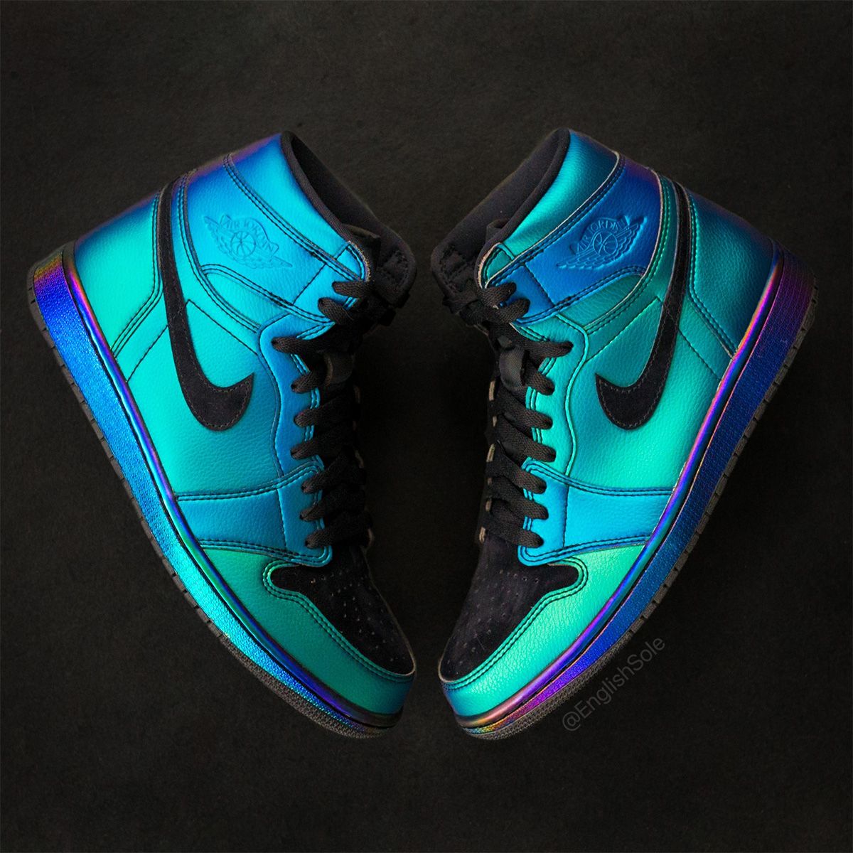 Air jordan 1 hot sale mid iridescent black