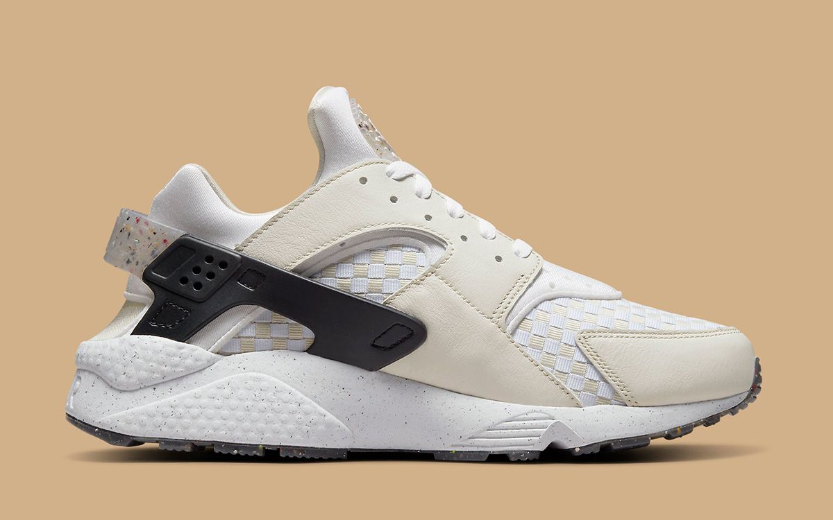 Nike on sale huarache next