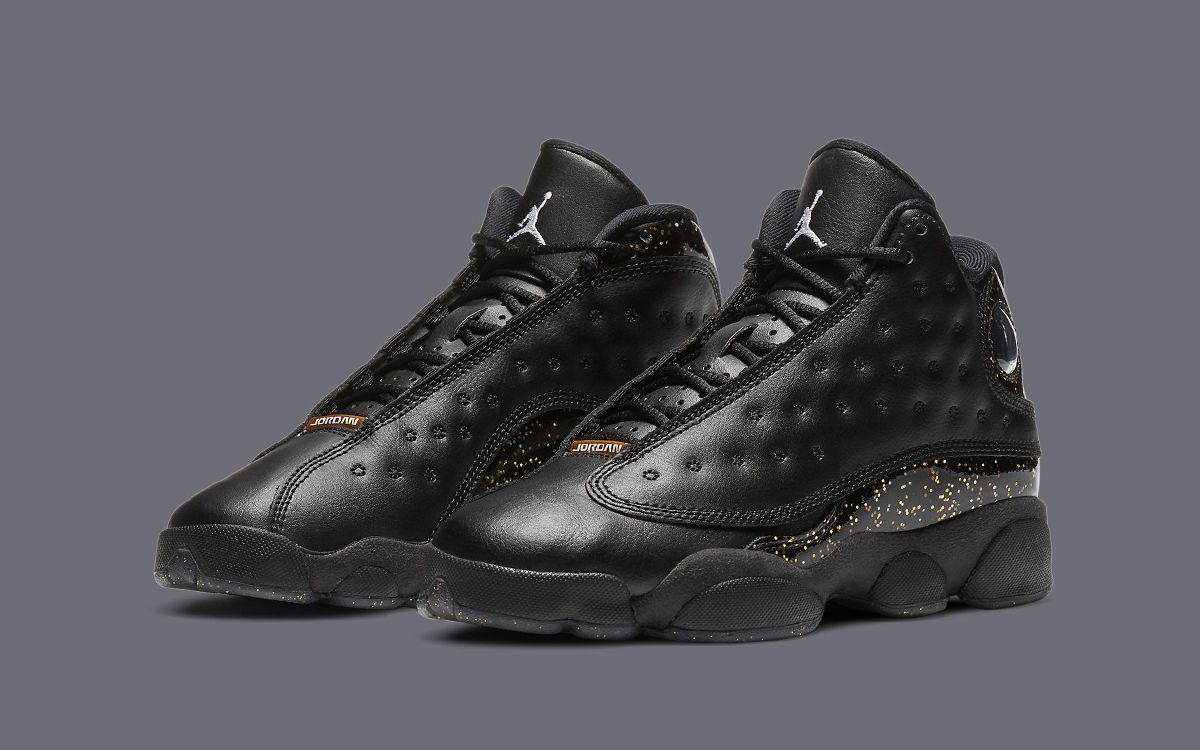 Black and gold glitter sales jordans