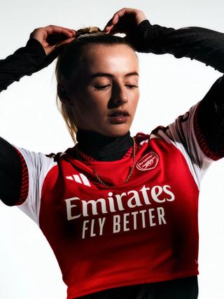 Chloe Kelly for Arsenal 26/27 Home kit by adidas. Photo via adidas.