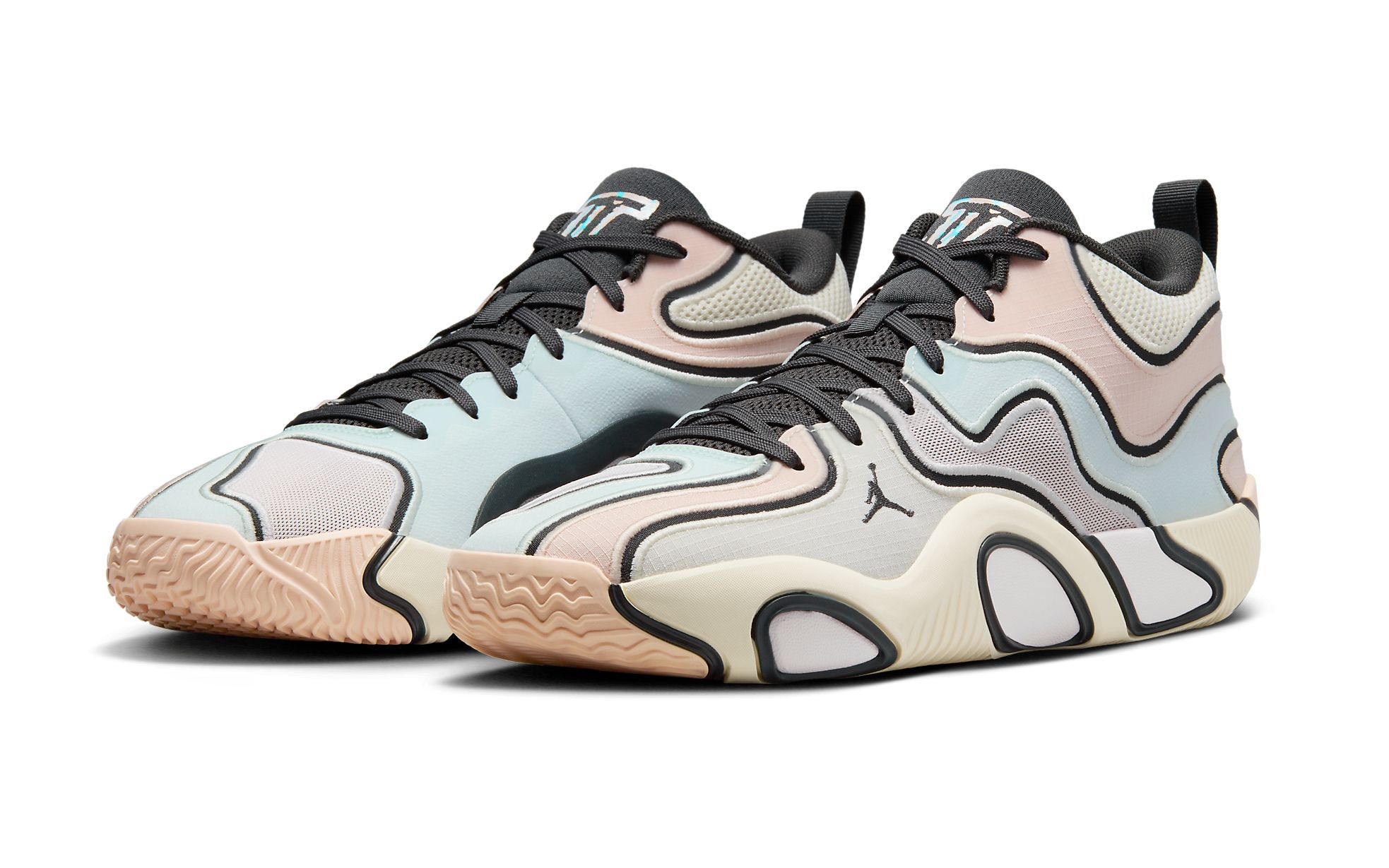 ◆正規品◆NIKE TATUM 3 EP SIDEWALK CHALK◆関税/送料込◆人気 Official Looks at the Jordan Tatum 3