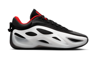Jordan Heir Series 2 "Chicago" in a "Black/University Red/White" color scheme.