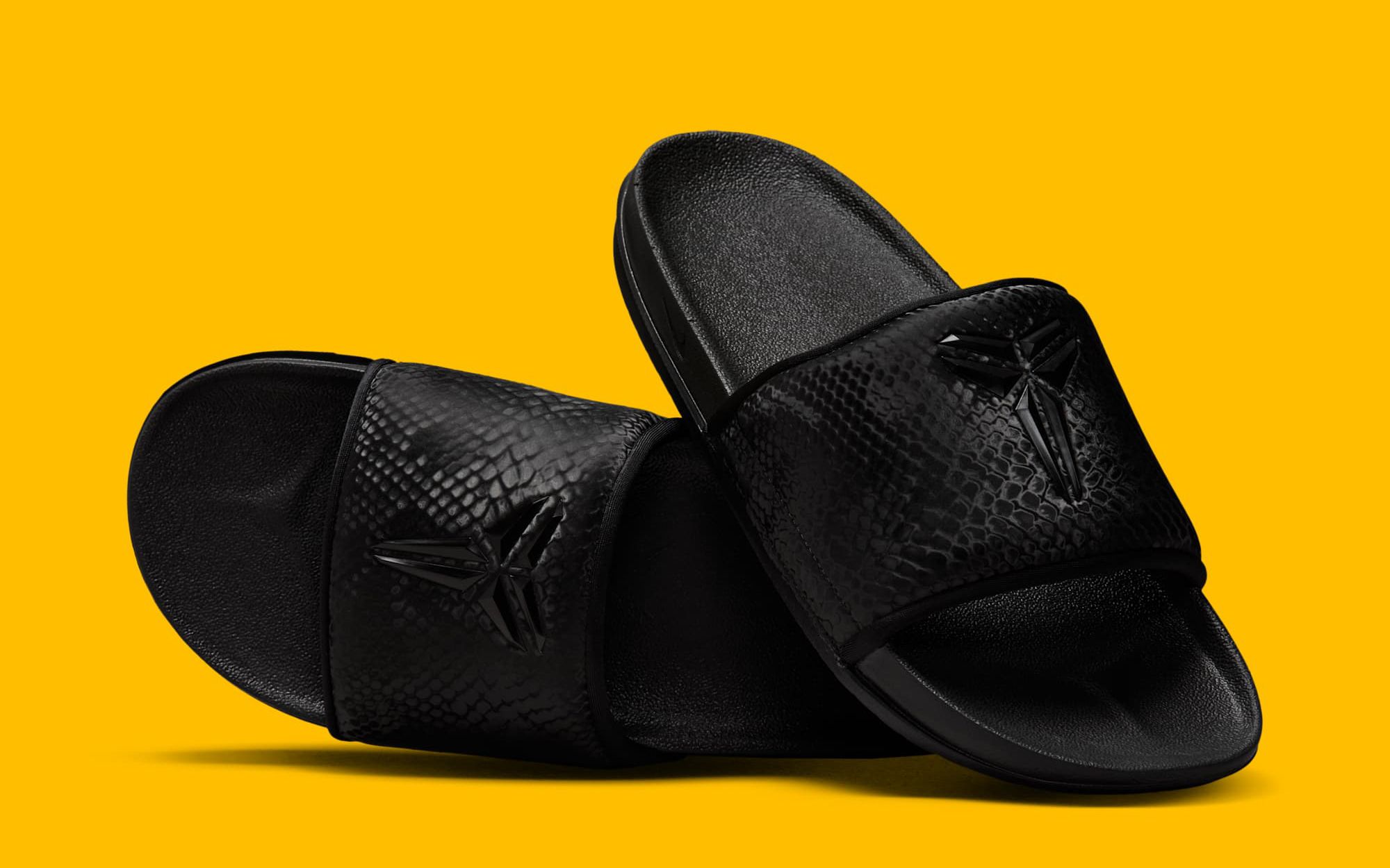 Kobe Offcourt Slides 'Hyper Royal' (IF2870-400) Release Date