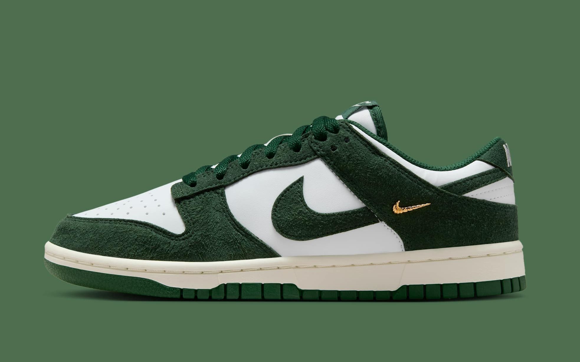 Nike Dunk Low “Gorge Green” Features Premium Suede and Gold