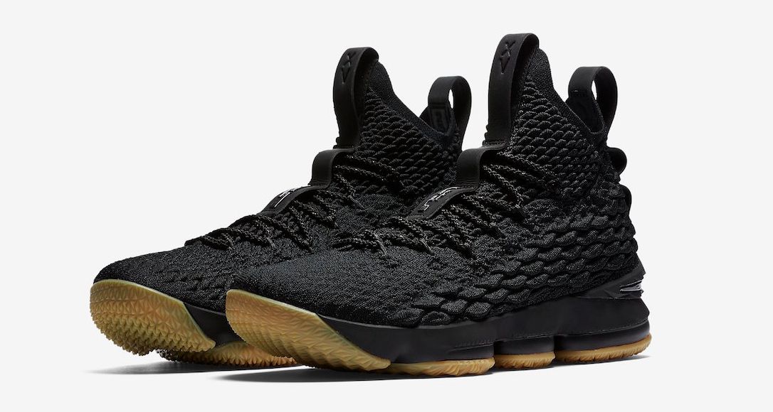 lebron 15 black gum on feet