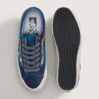 OTW by Vans Old Skool 36 "Souvenir" (Navy, SKU: VN000E8VNVY). Photo via Vans.