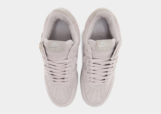 Nike Air Force 1 '01 "NYC Rat" (SKU: IV6999-001). Photo via JD Sports.