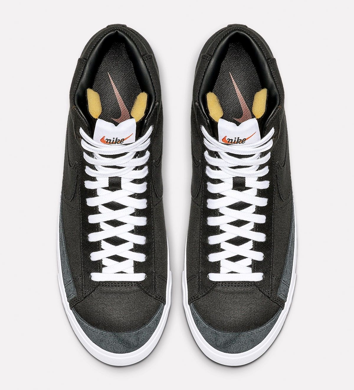 Blazer mid on sale 77 black canvas