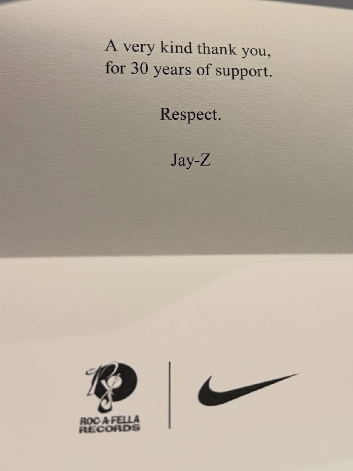 Nike Air Force 1 Reasonable Doubt detal tłoczony napis
