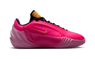 Nike Basketball's Giannis Freak 7 in its debut orange color scheme.