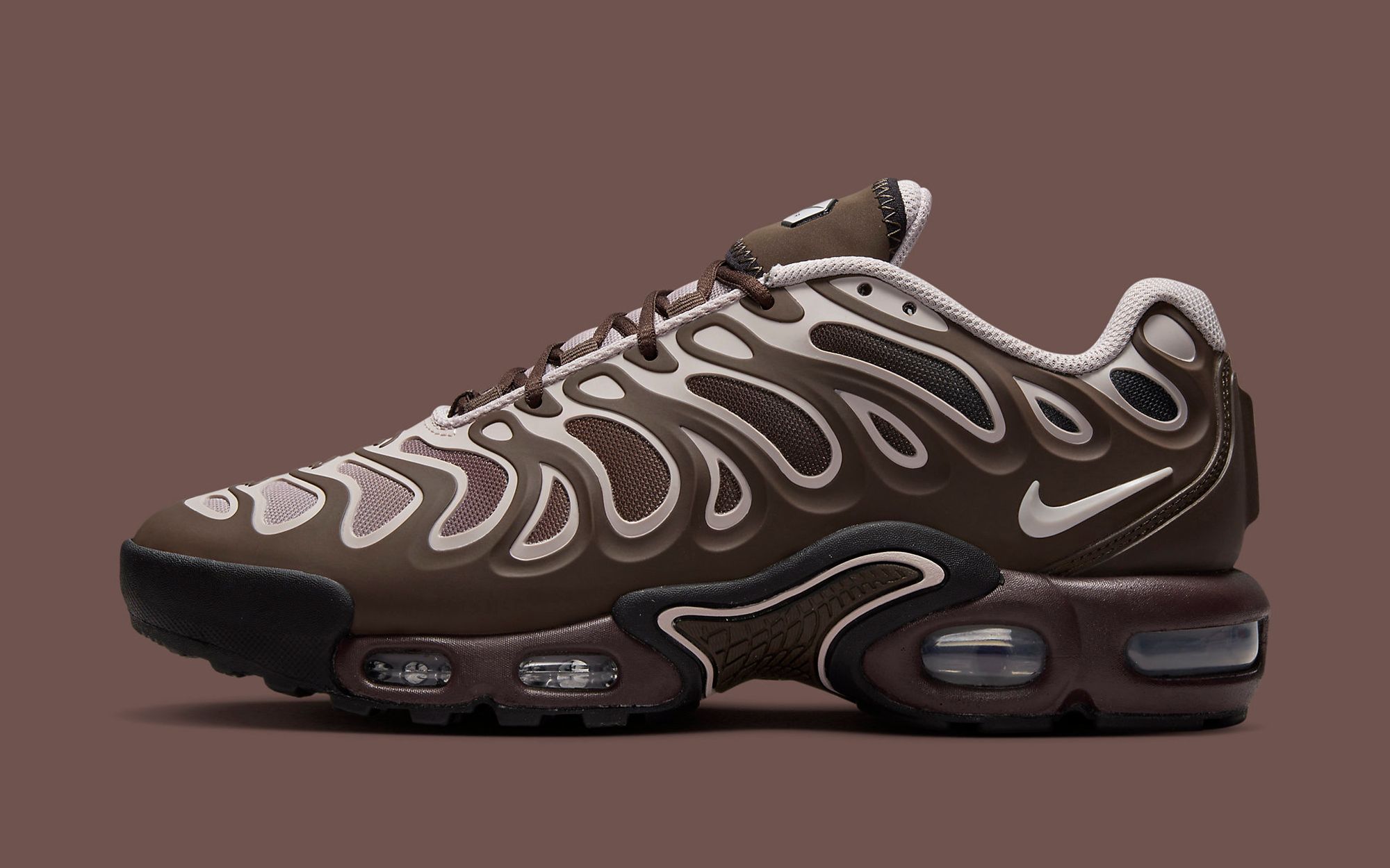 Available Now // Nike Air Max Plus Drift 