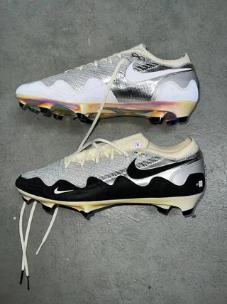 Patta x Nike Mercurial Vapor 16. Photo via Vincent Van De Waal.