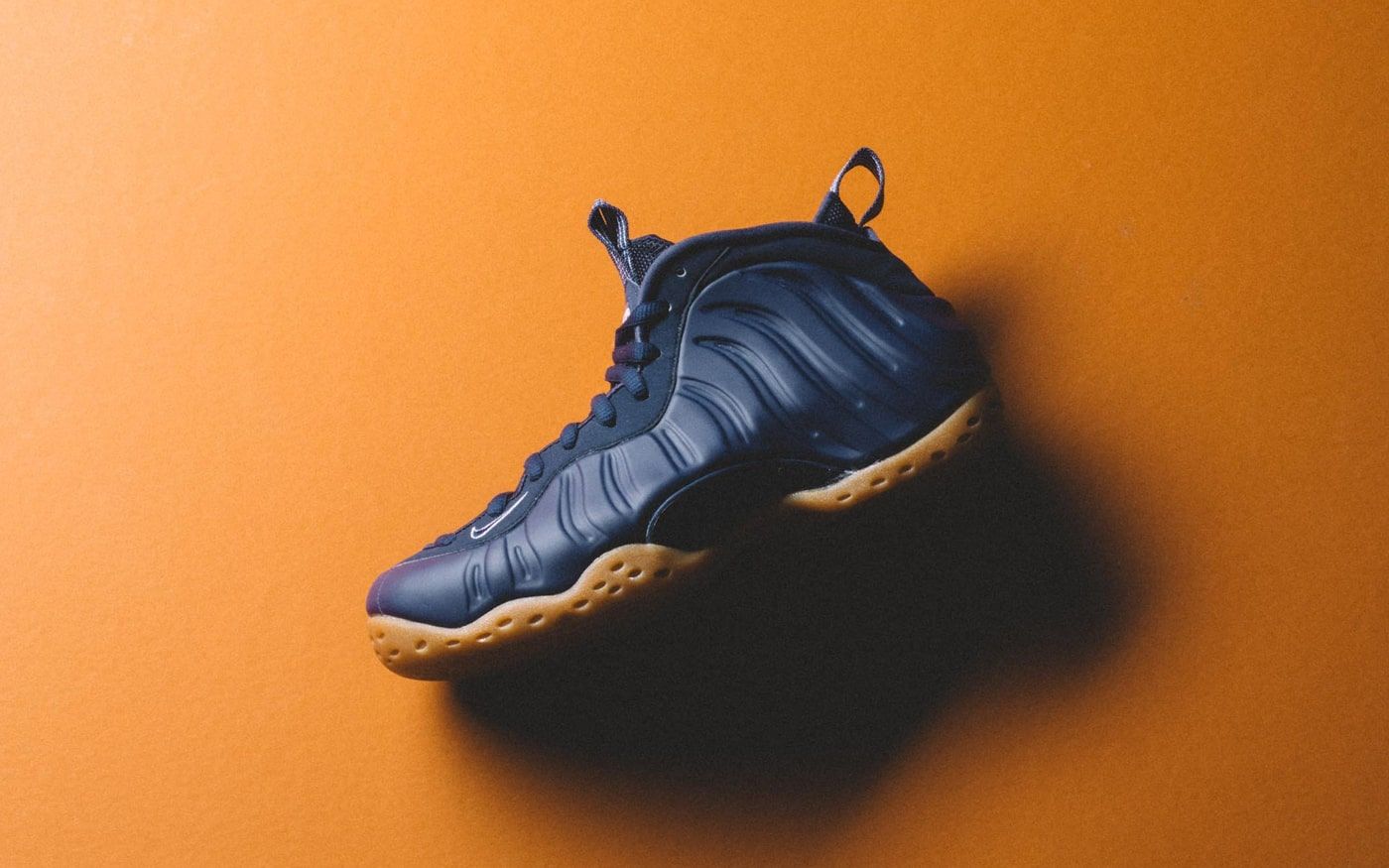 midnight navy foamposite on feet
