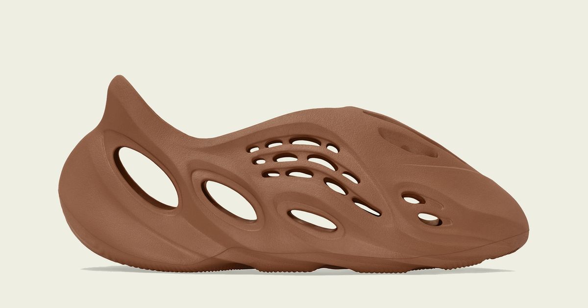 faux yeezy foam runner
