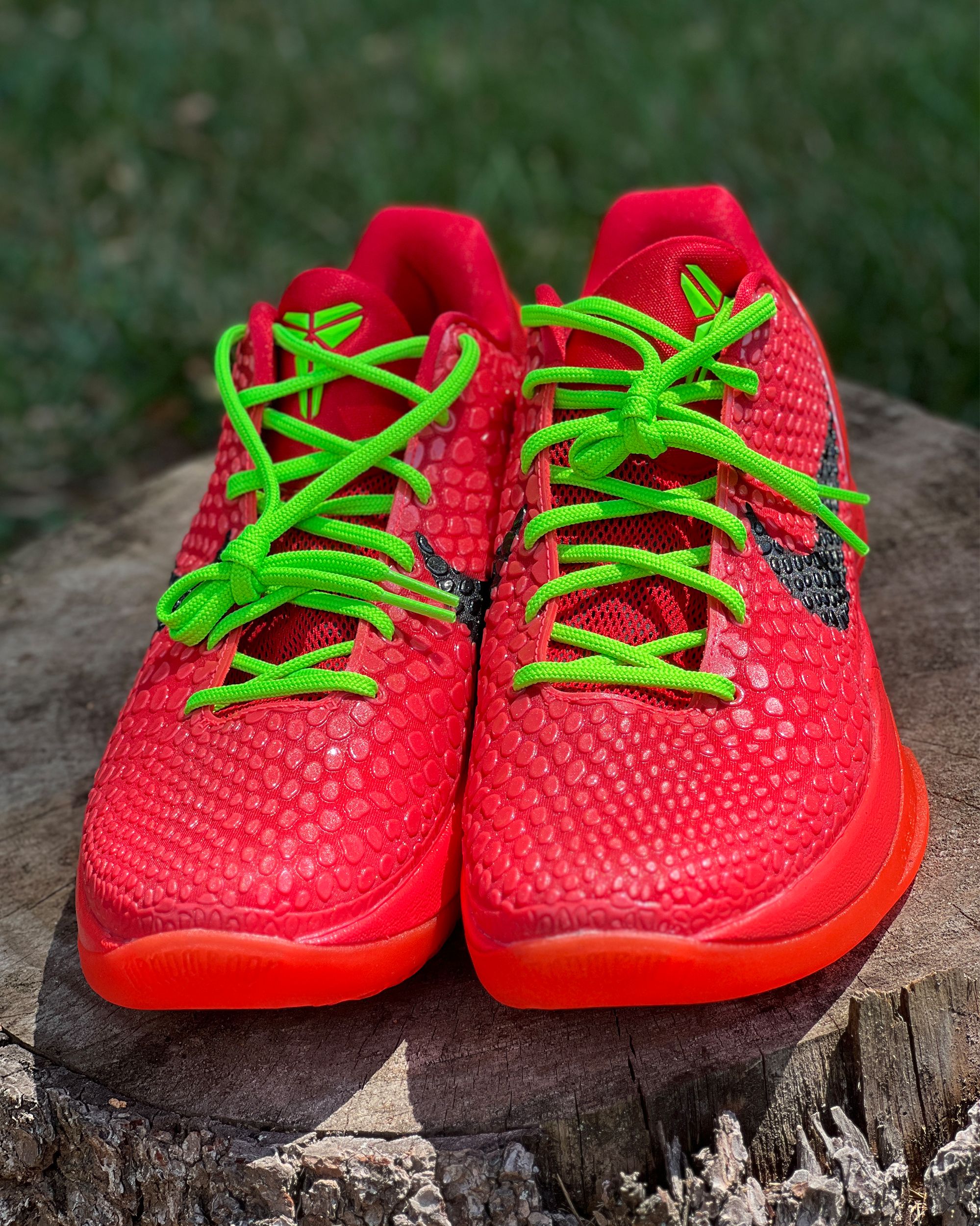 Official Images // Nike Kobe 6 “Reverse Grinch