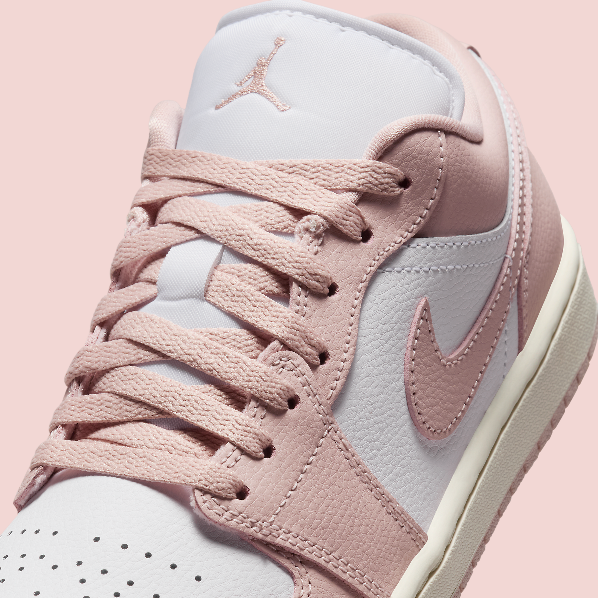 ★Nike★ Air Jordan 1 Low W White Pink Oxford Sail DC0774162 Available Now // Women's Air Jordan 1 Low 
