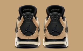 Nike GIRLS Air Jordan 13 RETRO GS White ITALY BLUE-WOLF GREY-Black 439358-107