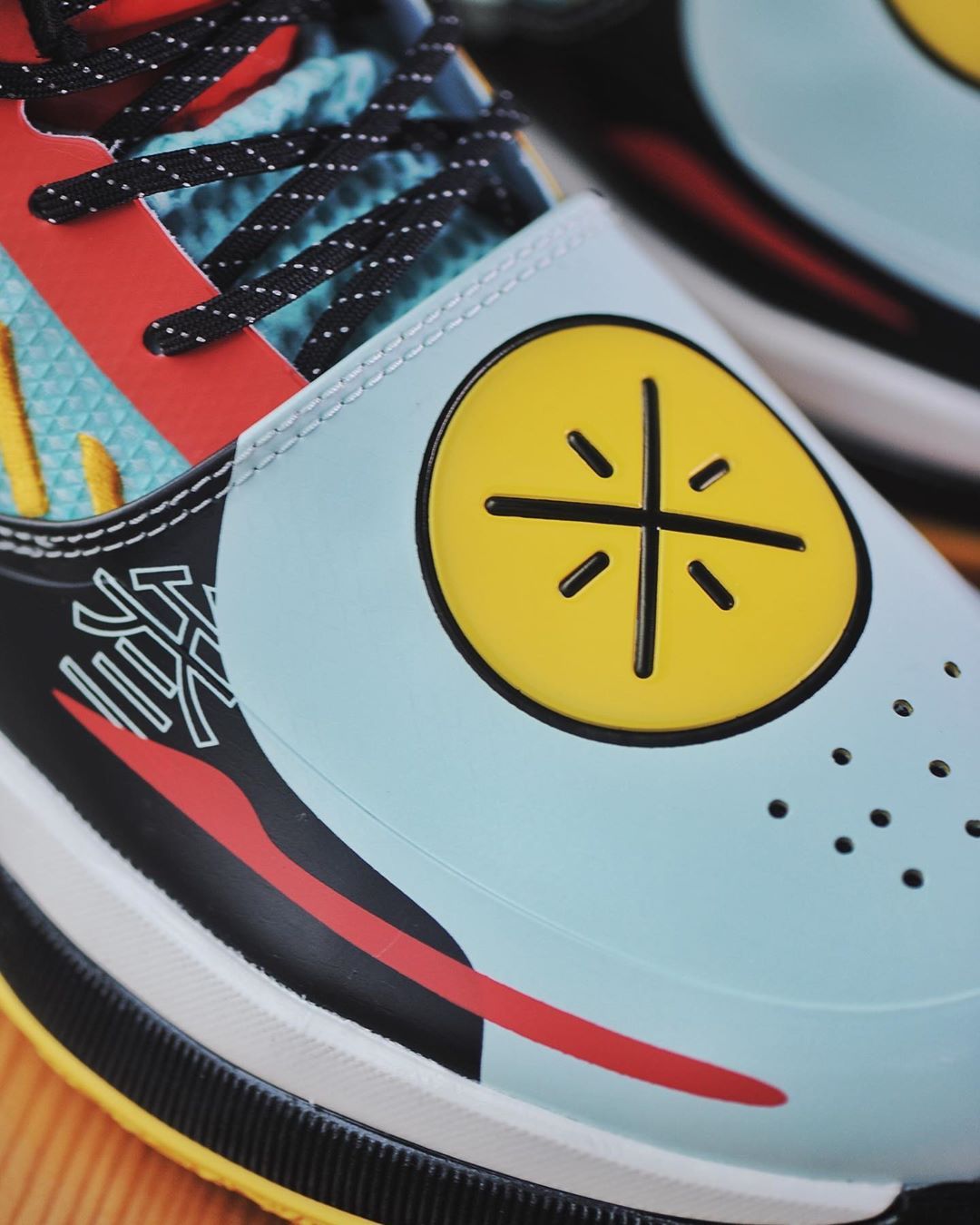 First Looks at Dwayne Wade's WoW 7 “Dragon Boat” | House of Heat°