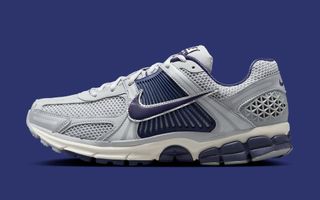 The Nike Zoom Vomero 5 Emerges in "Yankees" Colors