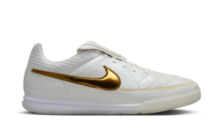 Ronaldinho x Nike Tiempo Legend “Touch of Gold” indoor shoe.
