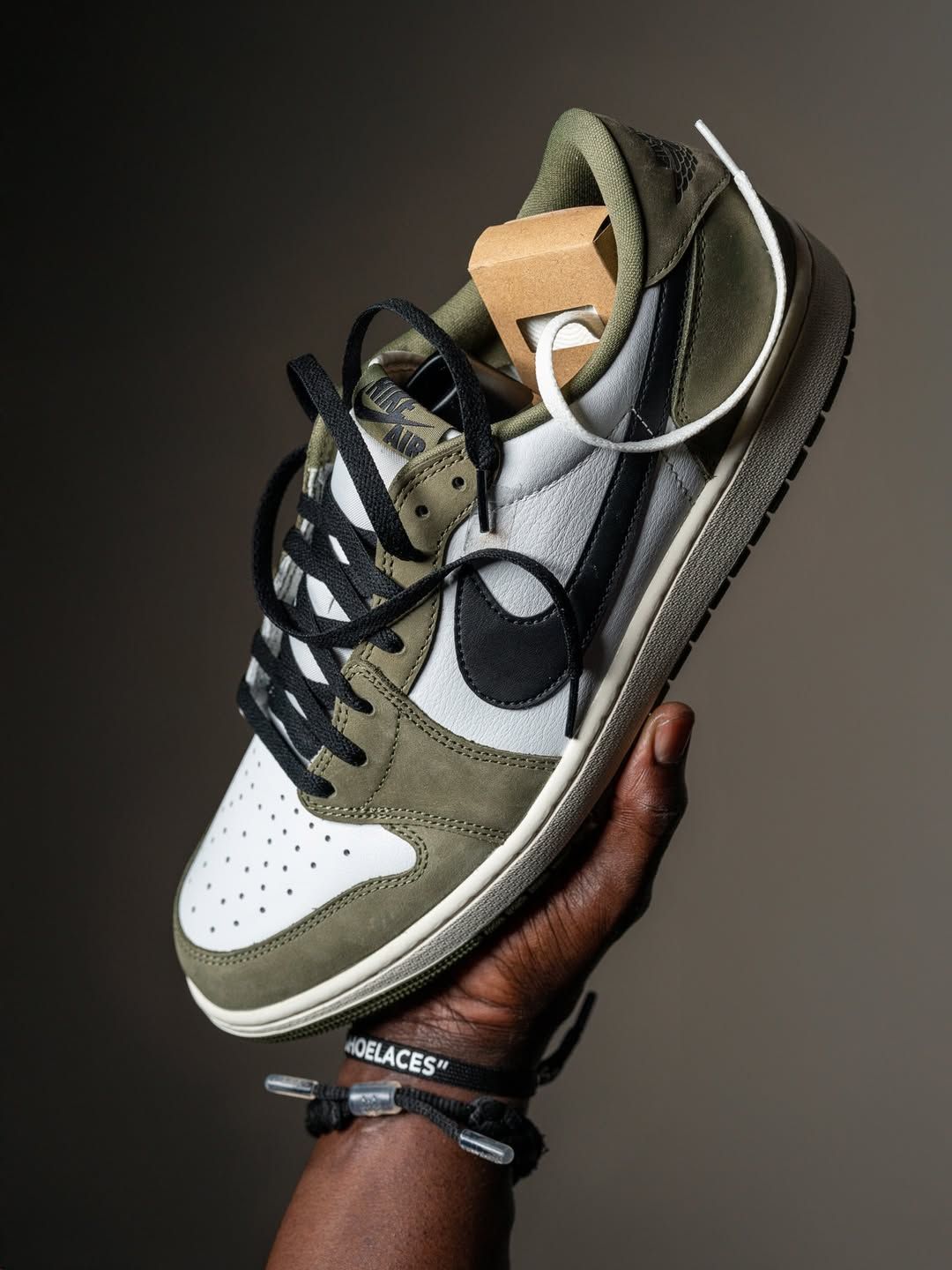 Air Jordan 1 Low OG "Medium Olive" Drops Jan. 31
