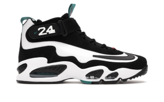 Nike Air Griffey Max 1 in its original“Freshwater” color scheme. Set to return Summer 2026.