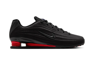 Women's Nike Shox Z in a "Black/Red" color scheme.