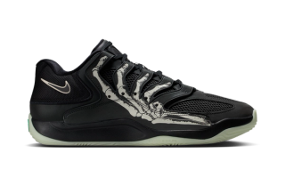 Nike KD 18 "Halloween" (2025) basketball shoe releas
