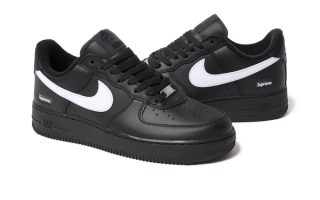 Supreme® x Nike Air Force 1 Low "Black/White" collaboration.