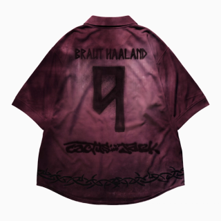 Cactus Jack x Nike "Erling Haaland" Retro Jersey. Photo via Cactus Jack.