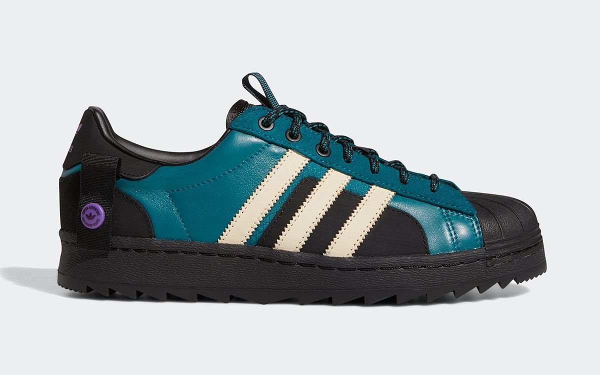 adidas superstar スーパースター　別注セット adidas Superstar “Winterized” is Retooled for the Trails | House