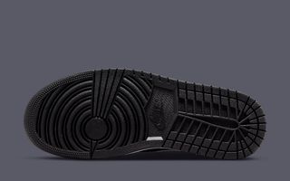 Ecentrik Artistry drops his latest Air Jordan 3 "Shades of Grey" Custom
