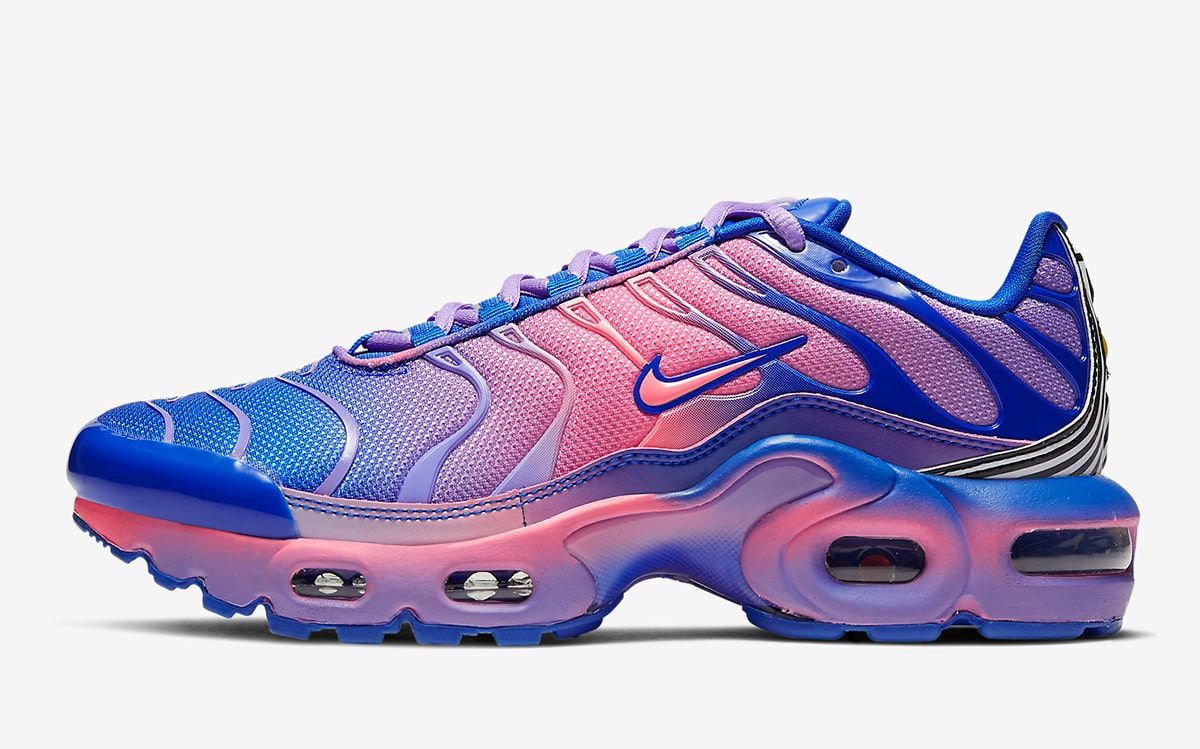 Pink and blue shop camo air max plus