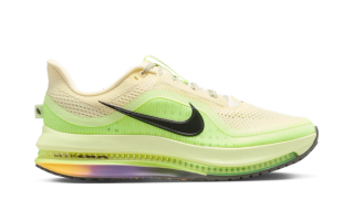 Nike Pegasus Premium “Alabaster & Volt”