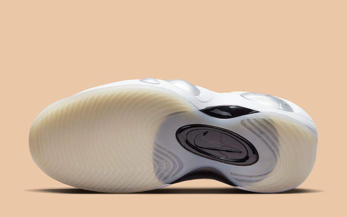 Available Now // Nike Air Zoom Flight 95 “Pale Ivory” | House of Heat°