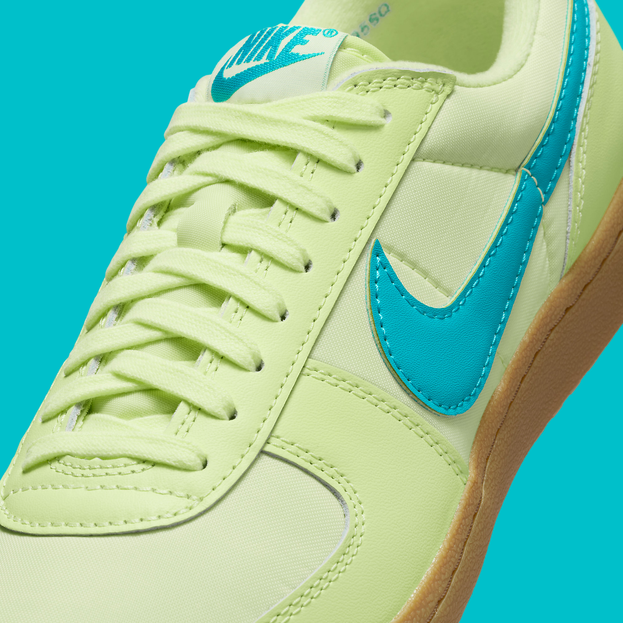 ◆正規品◆NIKE FIELD GENERAL '82 LIGHT VOLT◆関税/送料無料◆ The Nike Field General '82 Appears In