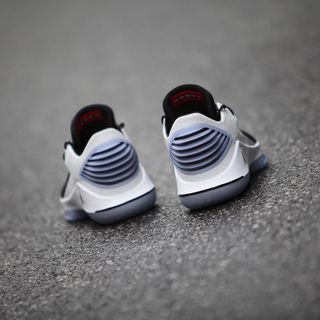 Nike Jordan SPORTSWEAR WINGS 860199-010