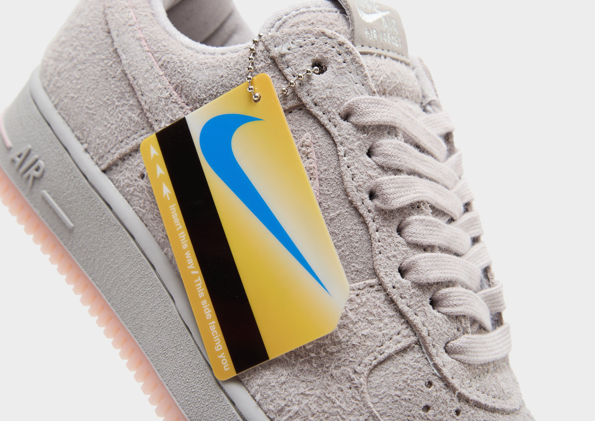 MetroCard-inspired hangtag on the "NYC Rat" Nike Air Force 1 '01. Photo via JD Sports.