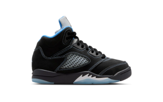 Air Jordan 5 "Black/University Blue" (2026) retro.