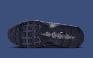 Outsole of Nike's Air Max 95 Big Bubble in a "Sanded Purple/Obsidian" color scheme.